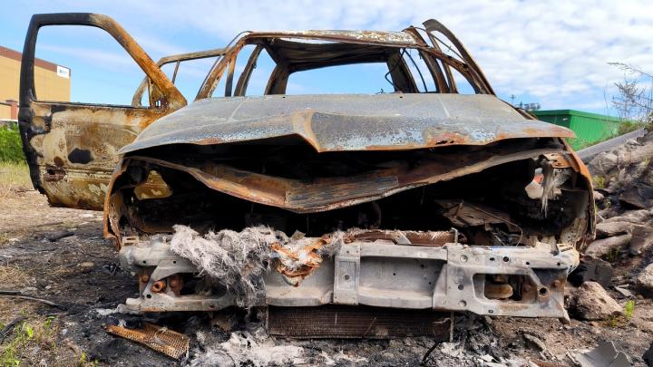 В Неклиновском районе Таганрога на частный сектор упал вражеский БПЛА