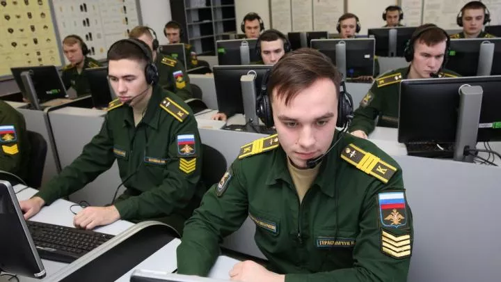 Военный спутник Космос-2558 взят под управление российскими наземными средствами ВКС