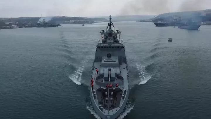 Одесса встречает российские корабли — видео