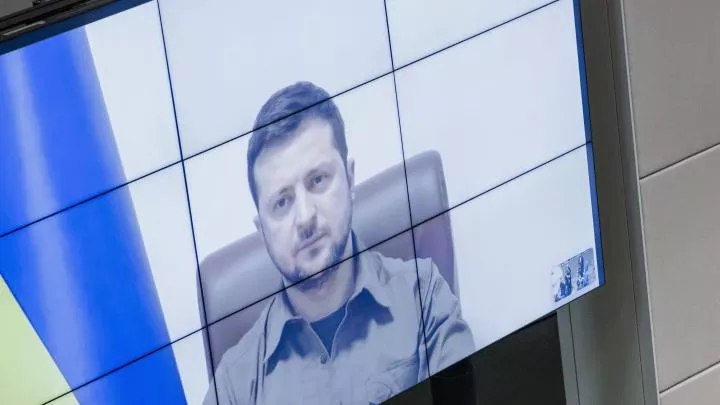 Украина стоит на краю военной катастрофы: украинский аналитик о положении ВСУ