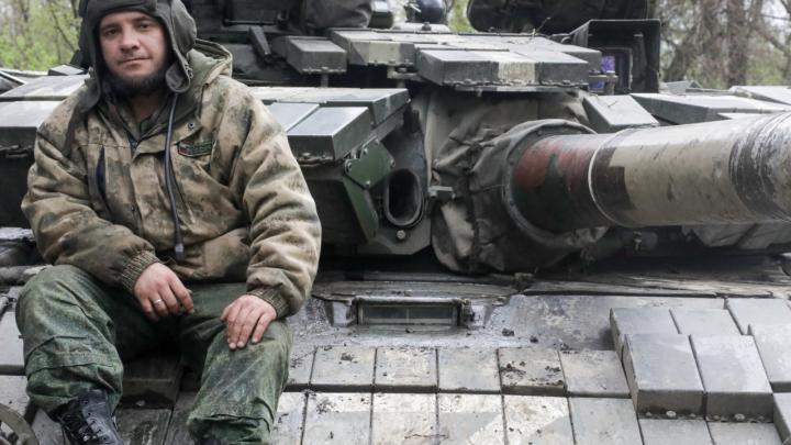 Героев из экипажа танка Алеша представил к наградам Шойгу