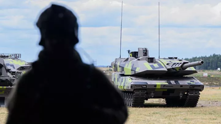 Большая часть военной помощи Украине не доходит до фронта — СМИ