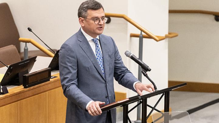 Все больше стран призывают Украину к переговорам с Россией – Кулеба