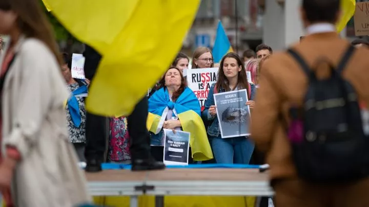 Украинские нацисты требуют избрания лидера С14* главой СБУ