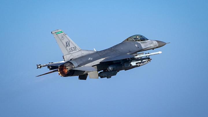 Норвегия собирается передать F-16 киевскому режиму – СМИ