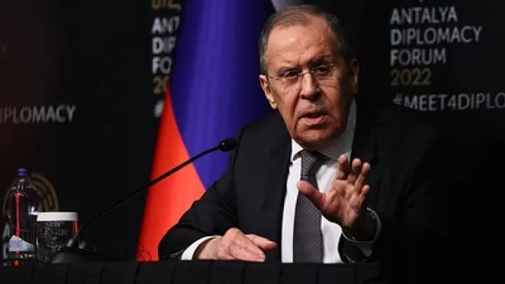 Любые грузы с оружием для Украины станут законной целью для России — Лавров