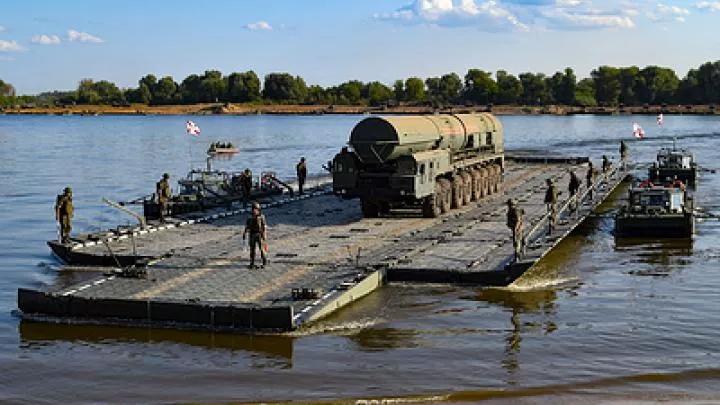 ВСУ установили понтоны через реку Кальмиус на юге ДНР 