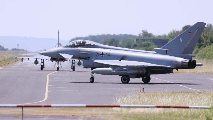 ВСУ нужно 160 самолетов F-16, чтобы лишить Россию преимущества в небе – Зеленский 