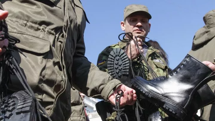 Нацисты ВСУ под Соледаром записали обращение: свои накрыли артиллерией 