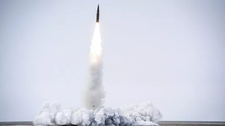 Россия нанесла первый в 2023 году массированный ракетный удар по Украине. Репортаж