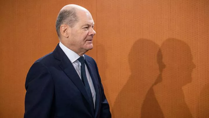 Шольц призвал не допустить прямого столкновения НАТО с Россией