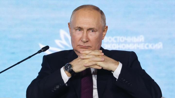 Путин решил ждать: Макгрегор объяснил тактику России по отношению к Европе