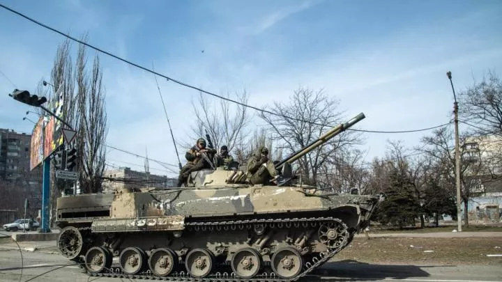 Украинские боевики пытались бежать из Мариуполя под знаками ДНР — Ходаковский