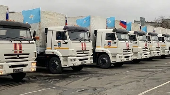 В Донбасс и на Украину прибыли 14 автоколонн с гумпомощью от РФ  