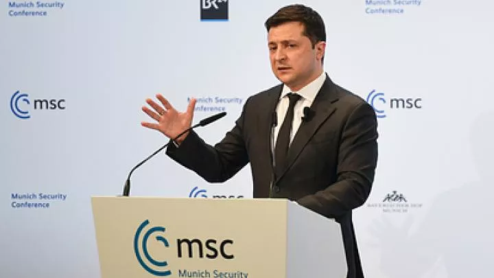 Зеленский признал, что Украина первой начала войну с Россией  