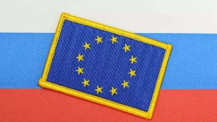 Европа пытается превратить Россию в двоечника и поставить в угол – эксперт
