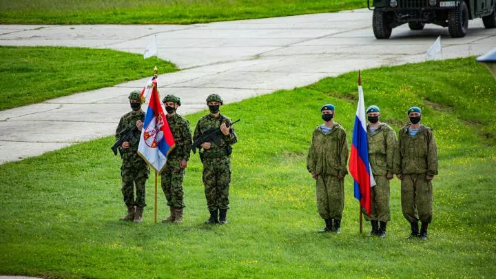 Сербское предприятие опровергло поставку оружия на Украину