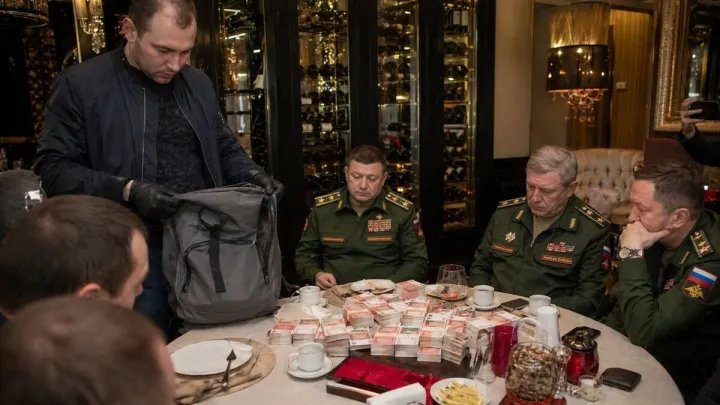 Ещё один Патриот из Минобороны попался: 18 миллионов выложили на стол. Цыганова не сдержала эмоций