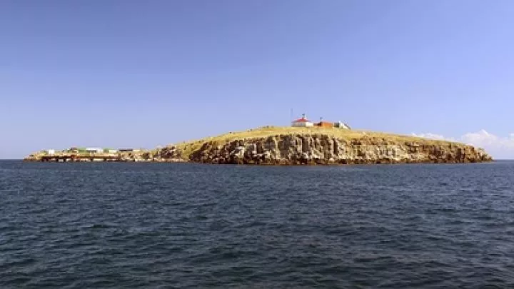 На острове Змеином пропали английский и американский офицеры — источник