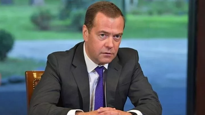 Добро пожаловать домой: Медведев оценил предварительные итоги референдумов