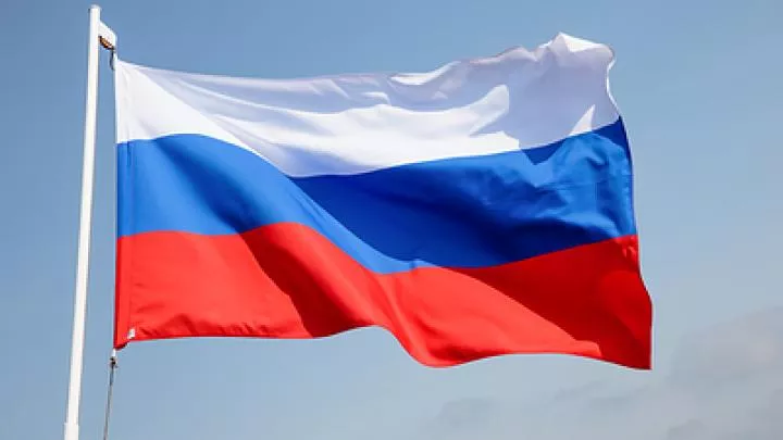 Девушка, станцевавшая с флагом России перед украинцами, извинилась за отсутствие платочка