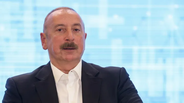 Конфликт с Россией покажется цветочками. У Алиева проблемы: каждый день – минус 1 млн долларов. Подоляка: А мы ещё даже не начинали