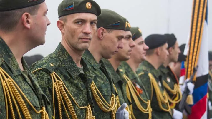 Солдаты идут вперёд и верят в победу: Татарский о командире, заражающем войска Донбасса боевым духом