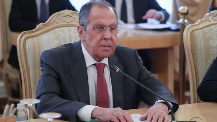 Лавров пообещал жесткий ответ России на недружественные действия ЕС