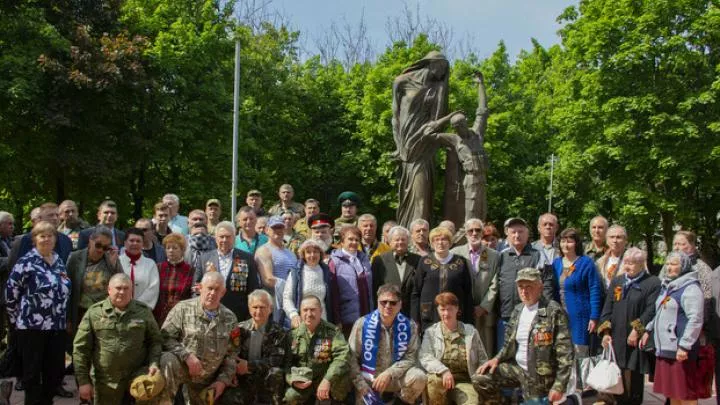 В Луганске отметили годовщину вывода войск из Афганистана