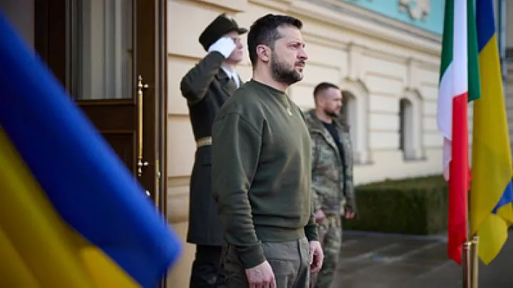 Зеленский пожалеет о своей попытке уничтожить русский на Украине – политолог