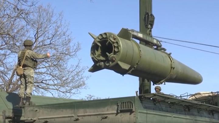 Кошмар Урсулы фон дер Ляйен: Русские микроволновки громят западные танки