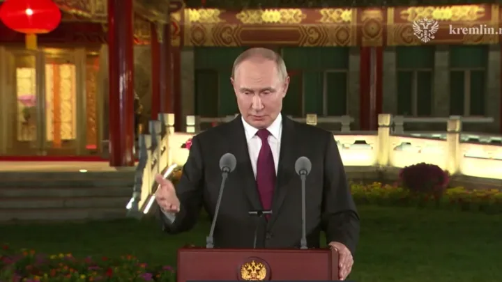 Нам обещали голову отвернуть: Путин дословно передал угрозы, сказал про пару фраз Алиеву и назвал Пескова лентяем