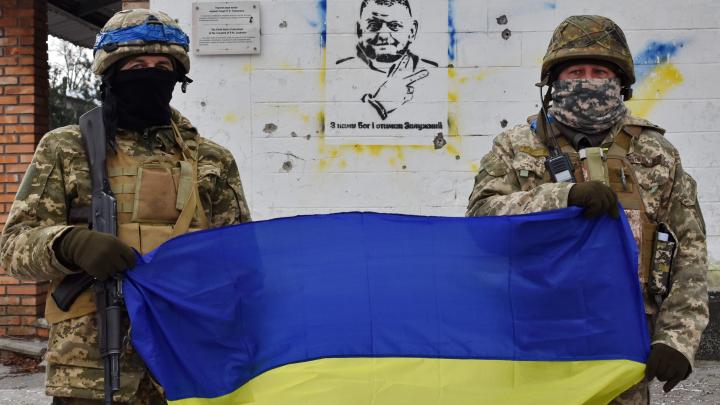 Дырявая линия Залужного не спасает: Киев требует от США полтриллиона долларов