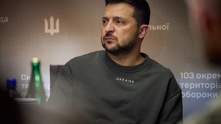 Тревожные сигналы Зеленскому: Запад готовит обновление украинской власти