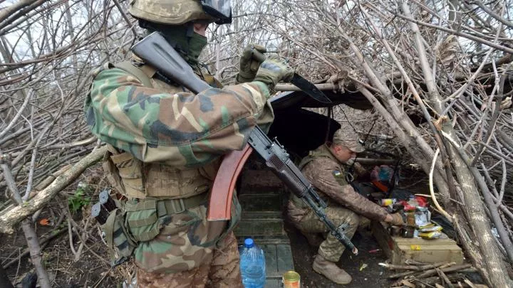 Боевики ВСУ расстреляли двоих заложников в Бахмуте – боец Вагнера