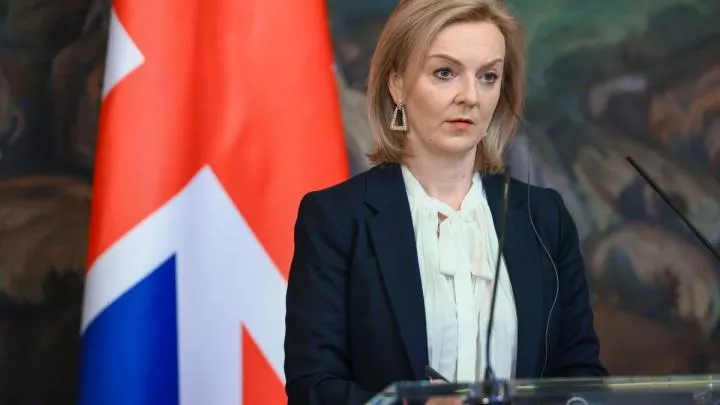 Запад будет в опасности, если Россия добьется успеха на Украине — Трасс