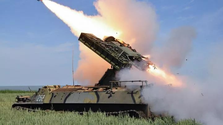 Системы ПВО сбили украинские ракеты над Енакиево