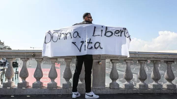 Более половины итальянцев попросили Россию и Украину заключить мир