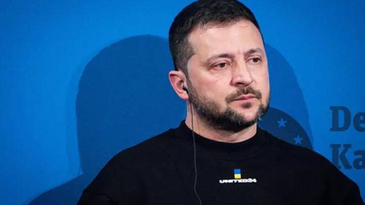 Зеленский предложил провести мирный саммит по Украине без России