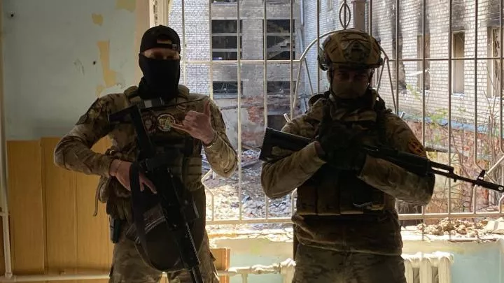 Вагнеровцы полностью освободили район Домино в Бахмуте – военкоры