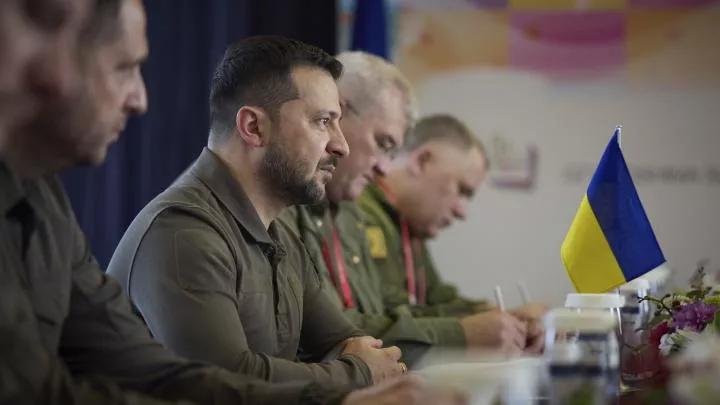 Зеленский признал потерю контроля ВСУ над Бахмутом