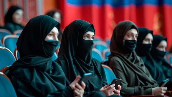 Чуть прикрыли кран с халявой, и всё: В чатах мигрантов – паника. Самое интересное начнётся с 1 января
