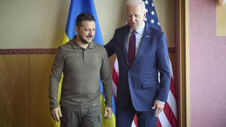 Проблемы с госдолгом США вынудят отсрочить помощь Украине – The Hill
