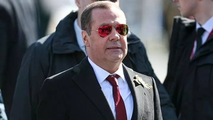 Медведев призвал уничтожать как крыс диверсантов под Белгородом