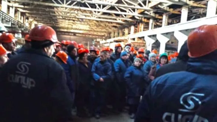 На крупном заводе в ДНР произошла стихийная забастовка