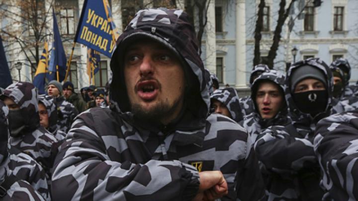 Мать командира Азова* рассказала об условиях его содержания в Турции