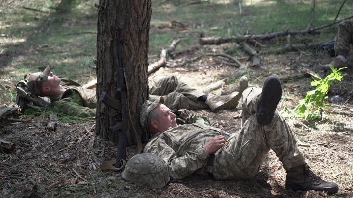 Контрнаступление ВСУ откладывается из-за падения морального духа украинцев – NR