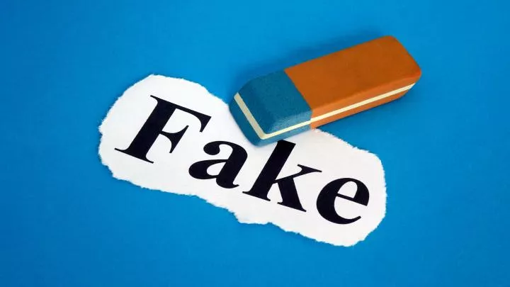 В Донецке неизвестные расклеивают фейковые листовки — мэр