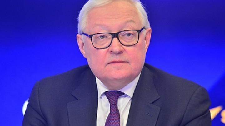 Россия призывает США не совершать ошибку, отправляя войска НАТО на Украину – Рябков