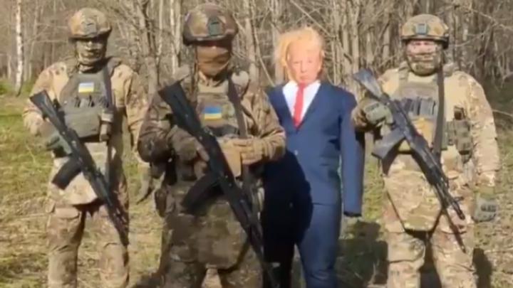 Солдаты ВСУ сжигают чучело Трампа и обещают мстить. СМИ: Его ненависть к Украине перестала быть секретом